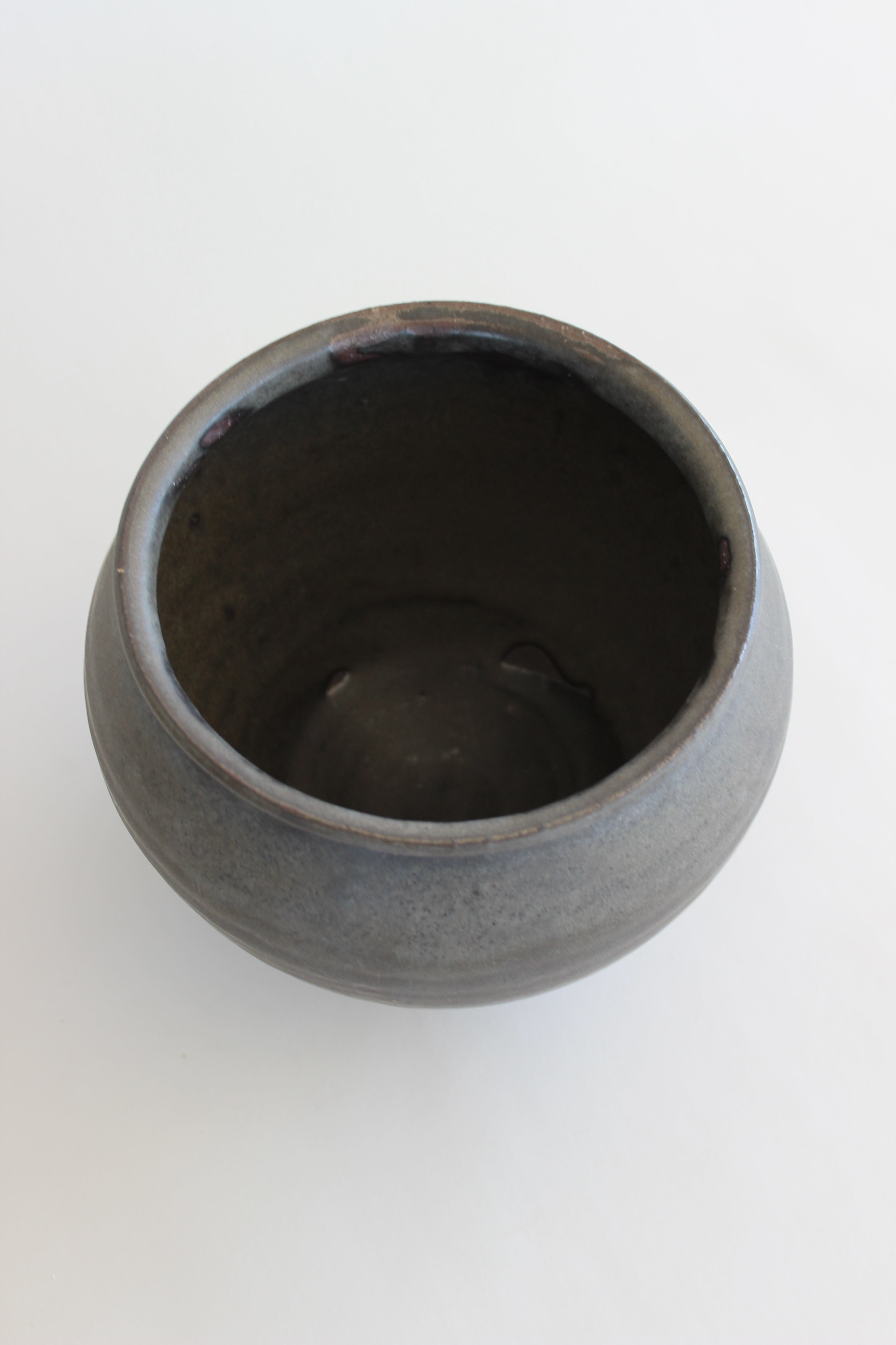 Tai Ono Chikei Series Kurotsuchi Vase