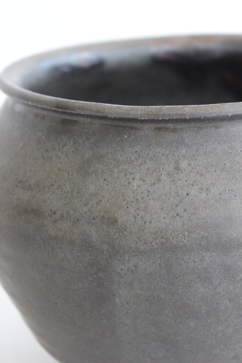 Tai Ono Chikei Series Kurotsuchi Vase